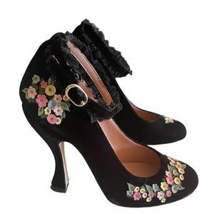 Red Valentino Black Velvet 4.5” Pumps Lace Straps Floral Appliqués 37.5